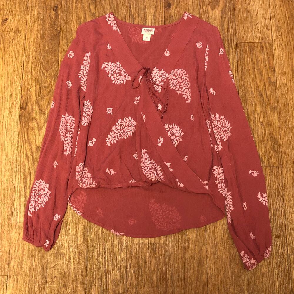 Mossimo Supply Co. Red White Floral Faux Wrap Long Sleeve Blouse Size XS - Picture 2 of 10